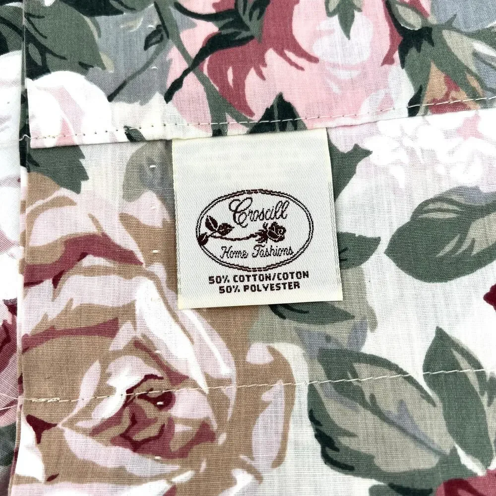 NWOT Croscill Arbor Rose complete valance and curtain set
